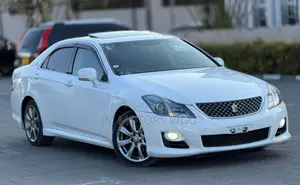 Toyota Crown 2009 White