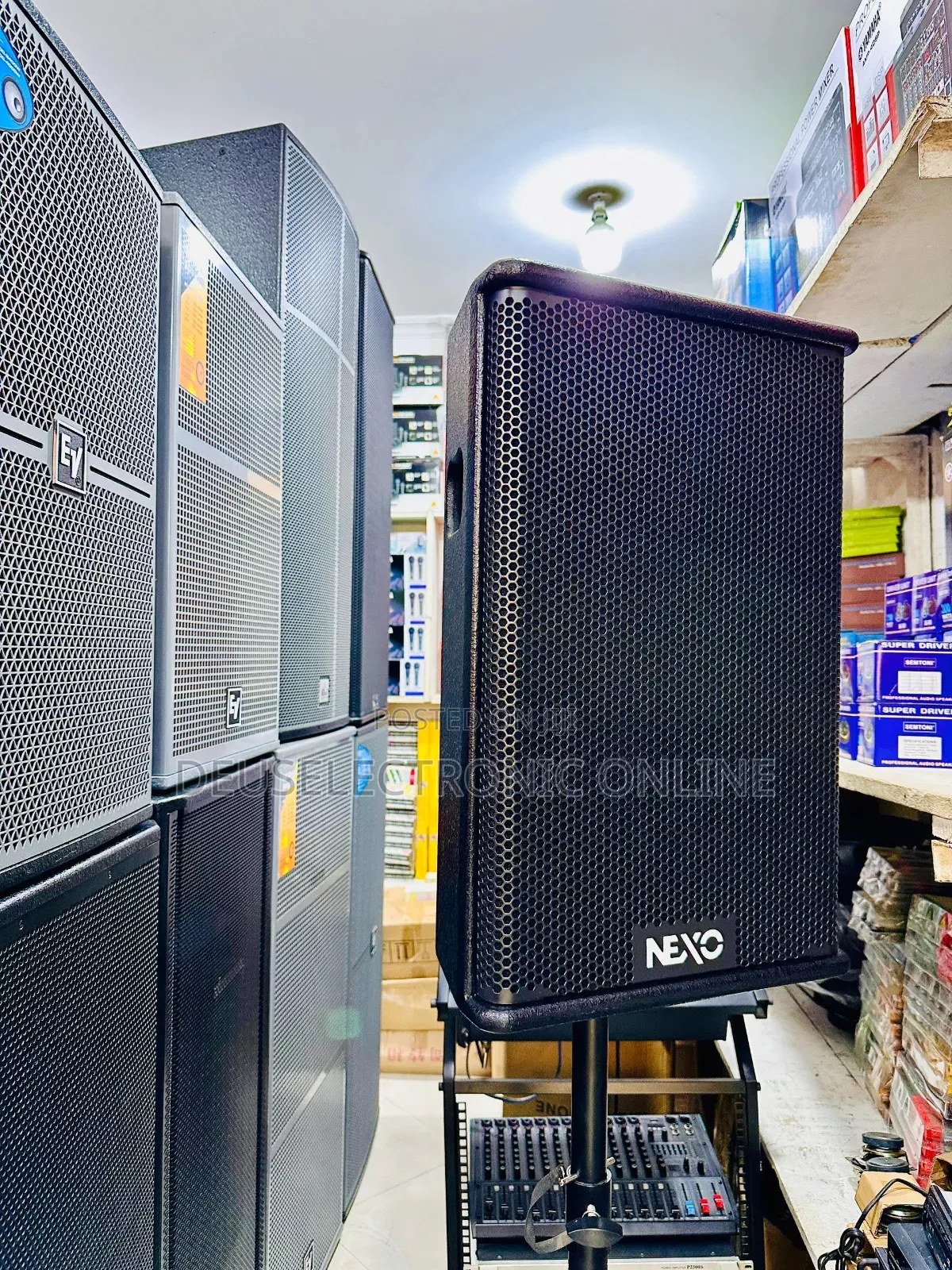 *Monitor Inch 12” {Brand Nexo}*
_