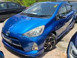 Toyota Aqua 2012 Blue