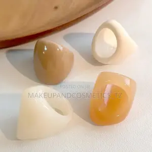 Square-Haped Acrylic or Resin Fashion Ring