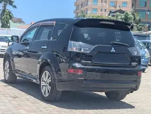 Mitsubishi Outlander 2.4i GLS Automatic 4x4 2008 Black