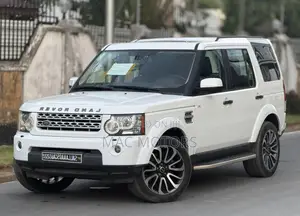 Land Rover Discovery 2013 White