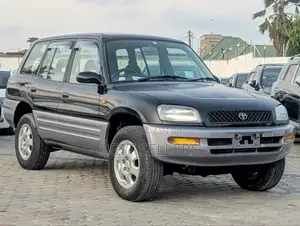 Toyota RAV4 1996 Black