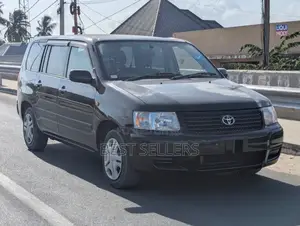 Toyota Succeed 2012 Black