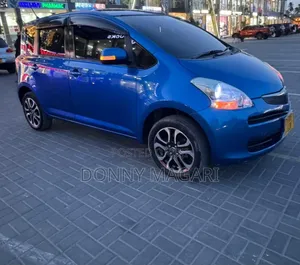 Toyota Ractis 1.3 FWD 2009 Blue