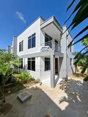 3bdrm Apartment in Goba Makongo Rd for rent