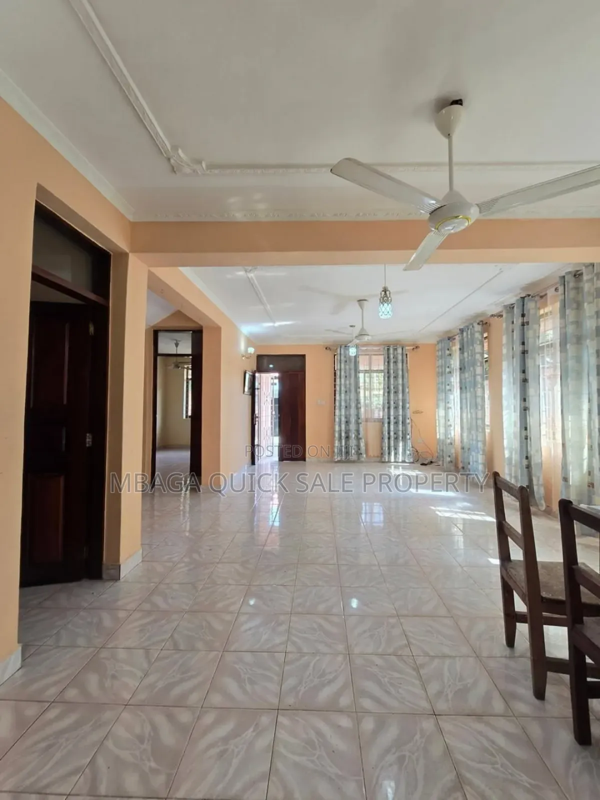 6bdrm House in Mikocheni for rent
