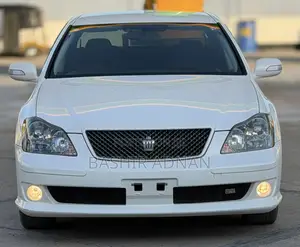 Toyota Crown 2005 Off white