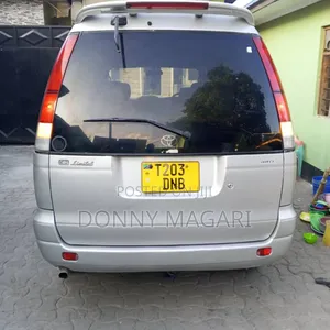 Toyota Noah 2001 Silver