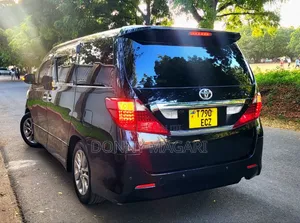 Toyota Alphard 2010 Black