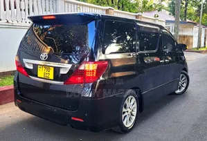 Toyota Alphard 2010 Black