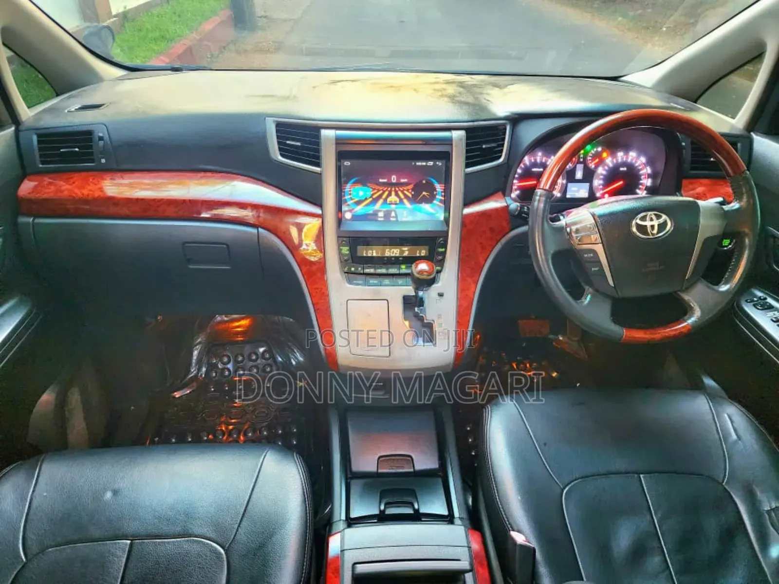 Toyota Alphard 2010 Black