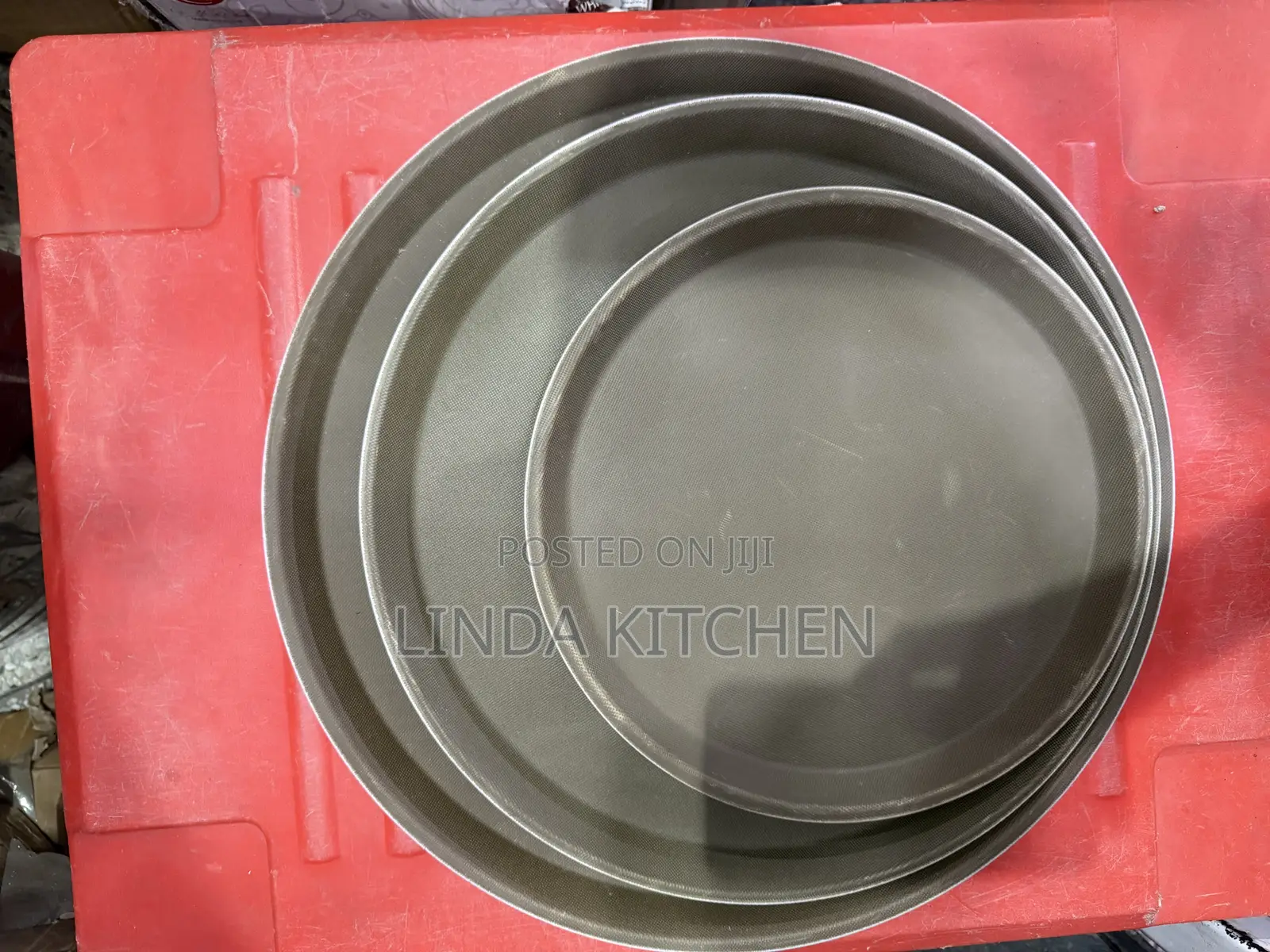 Plastic Serving Tray Non Slip, Round Cm 35