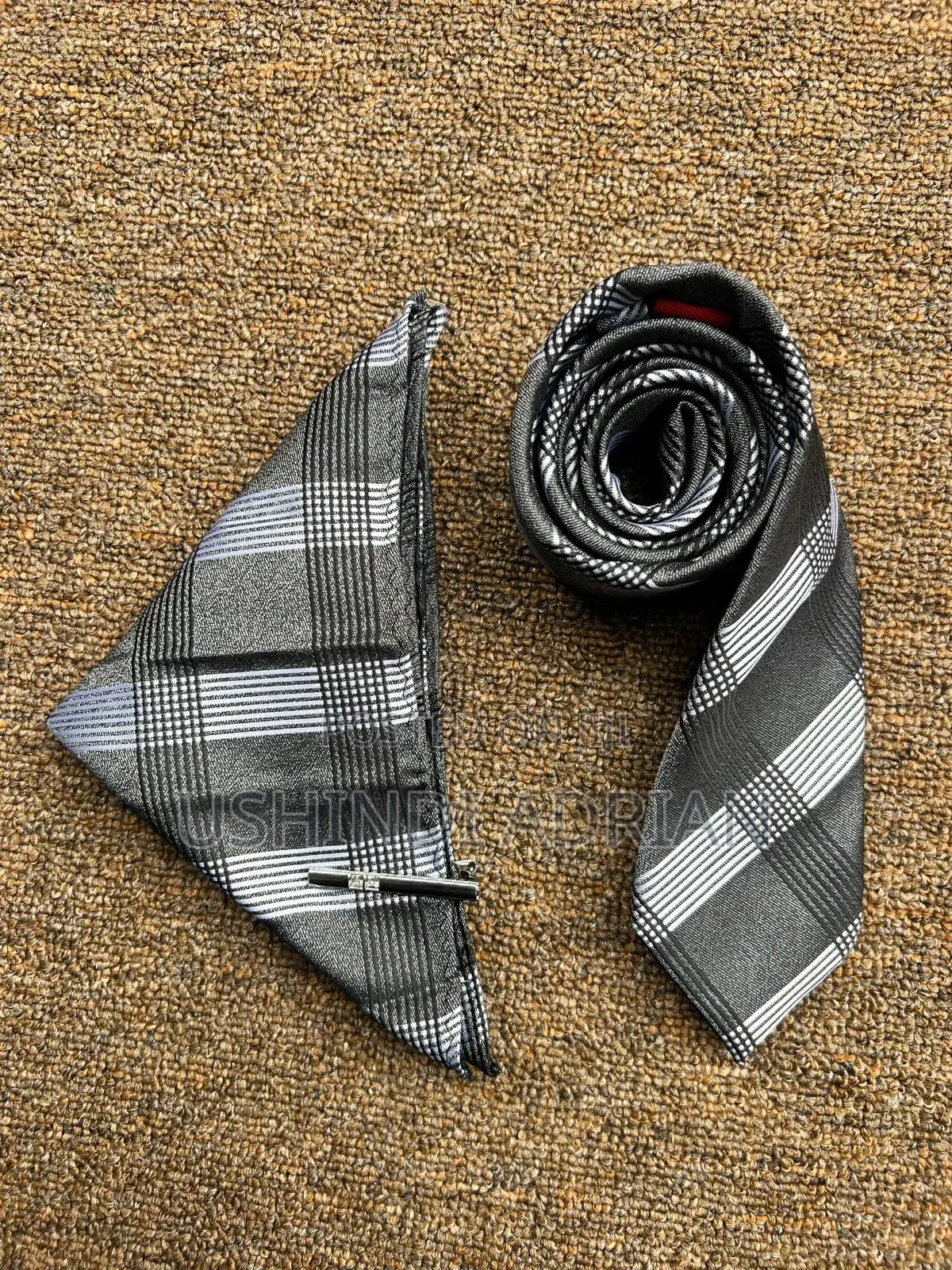Tai Maalum Kwa Harusi Na Sherehe (Gentleman’S Wedding Tie)