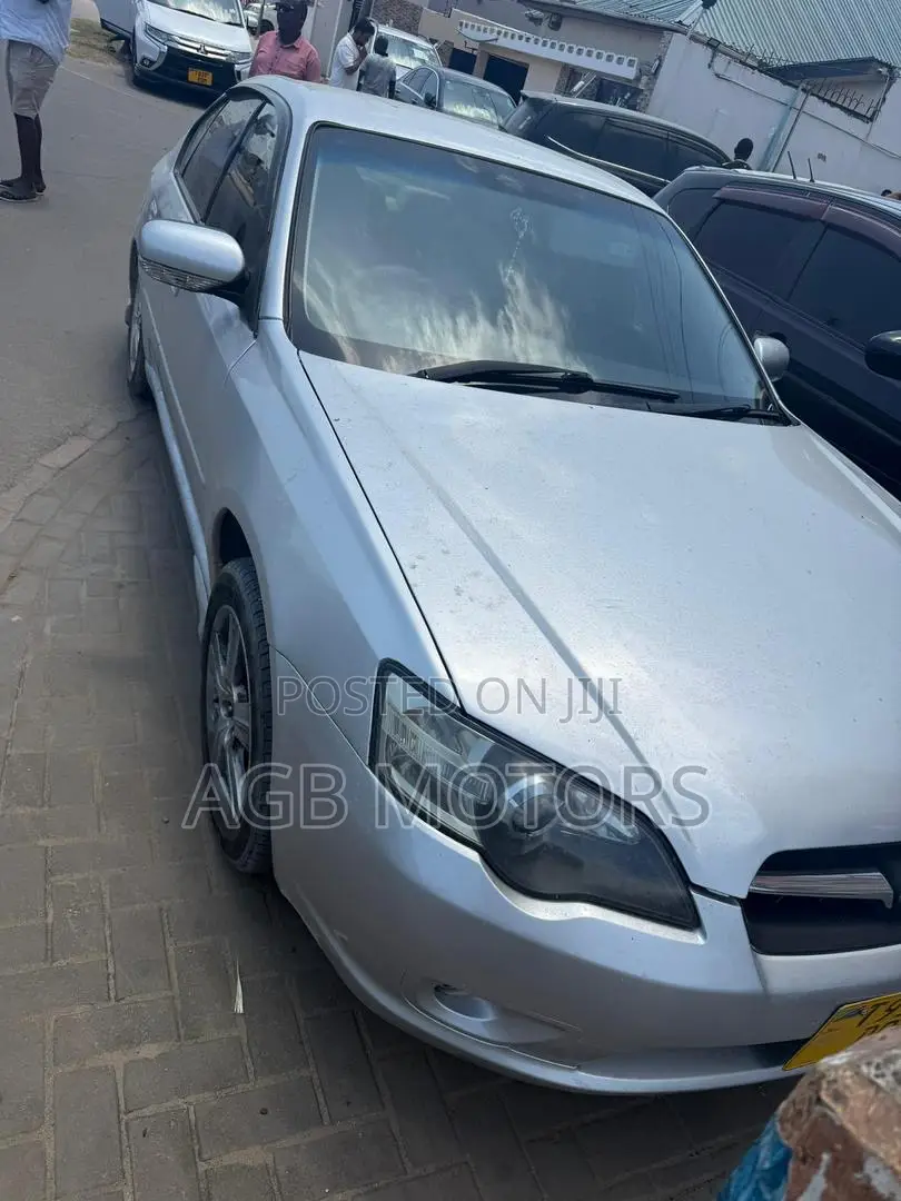 Subaru Legacy 2.0 2005 Silver