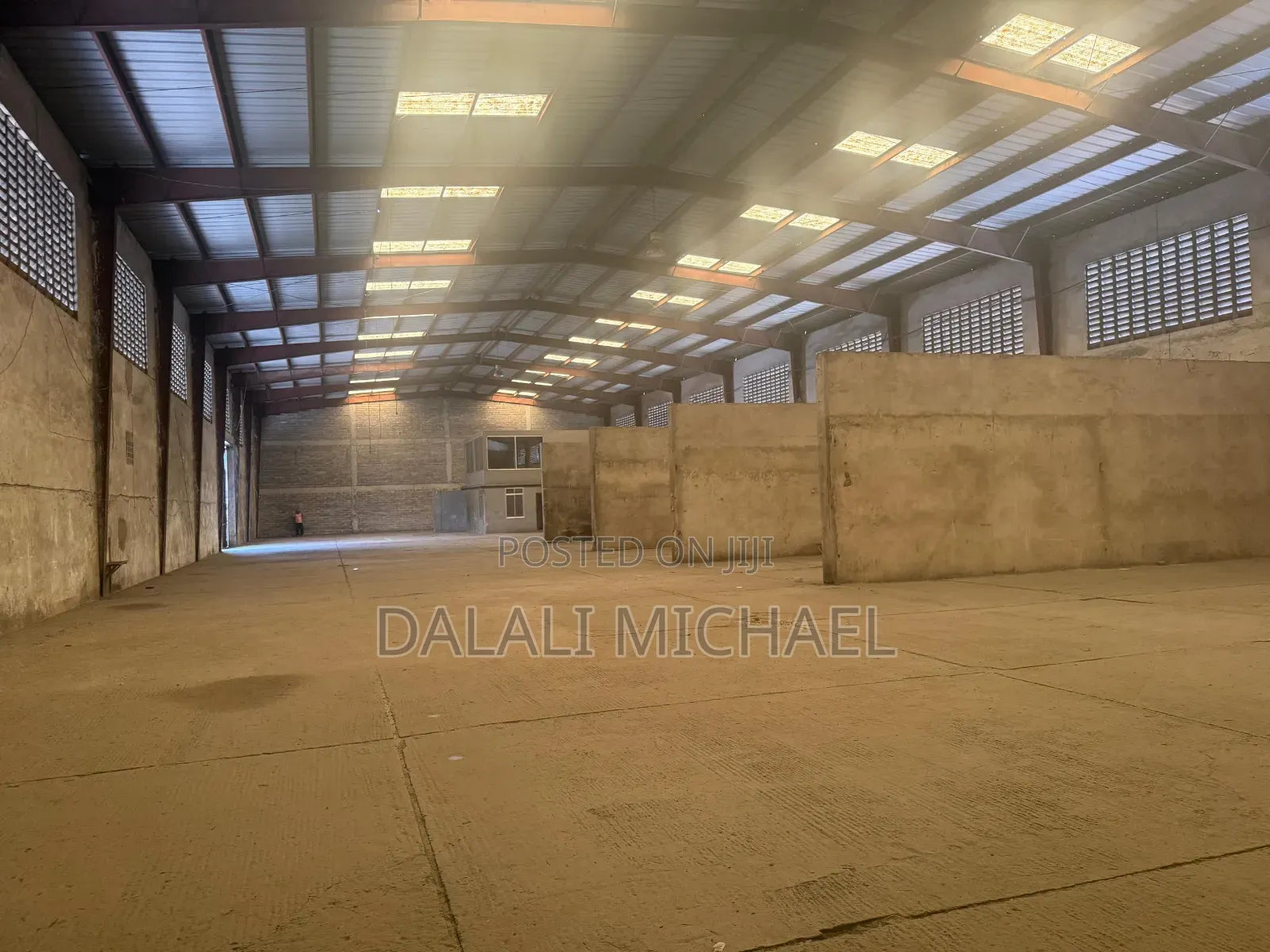 Godown for Rent Mandela Road