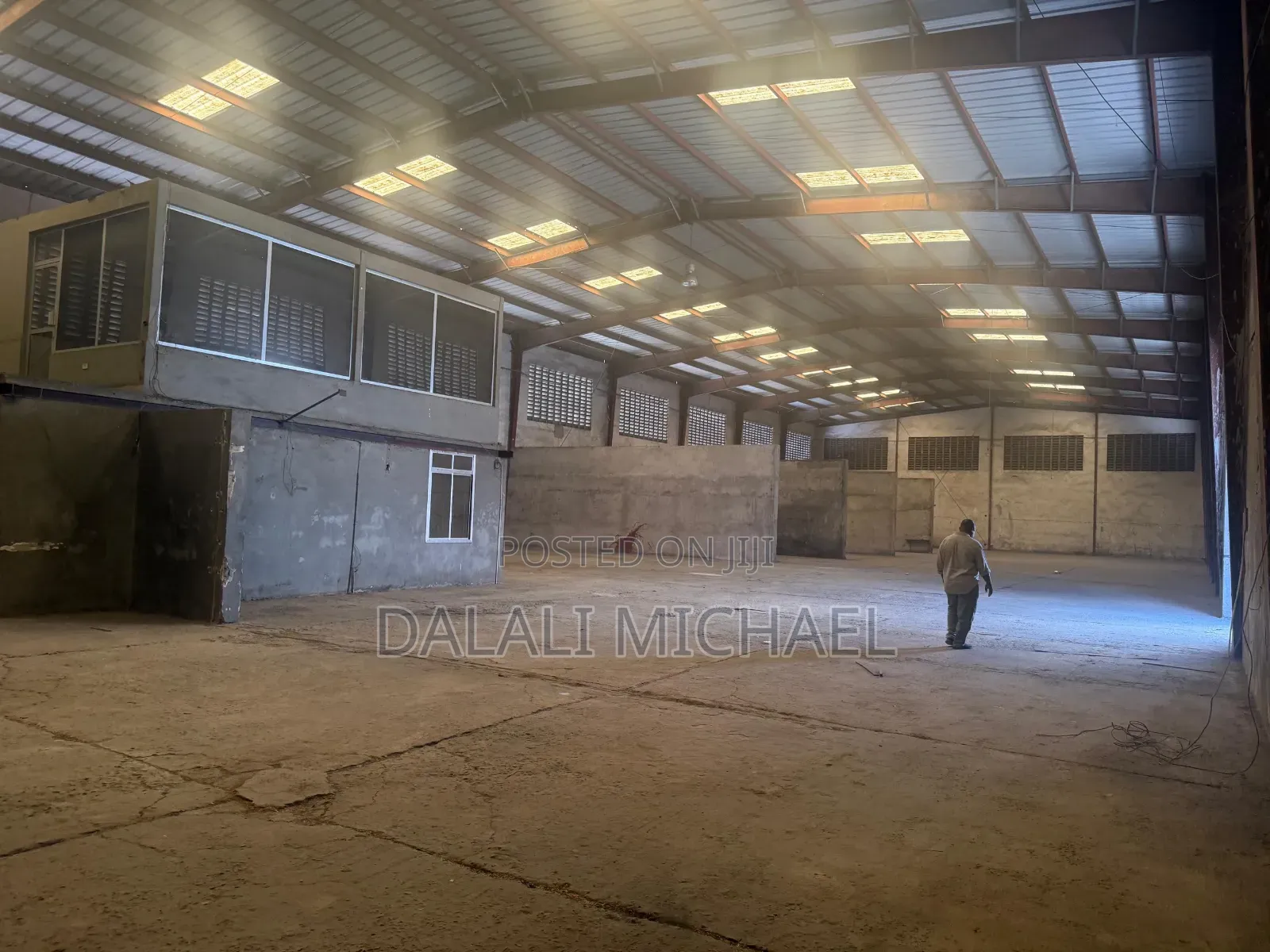 Godown for Rent Mandela Road