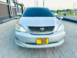 Toyota Harrier 2005 Silver