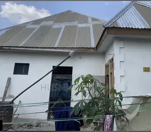 5bdrm House in Husna, Ilala for sale