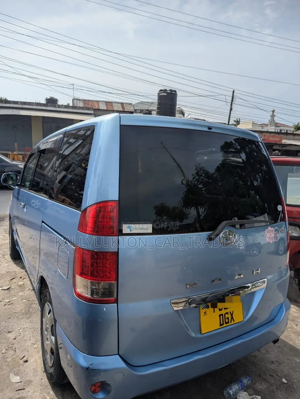 Toyota Noah 2005 Blue