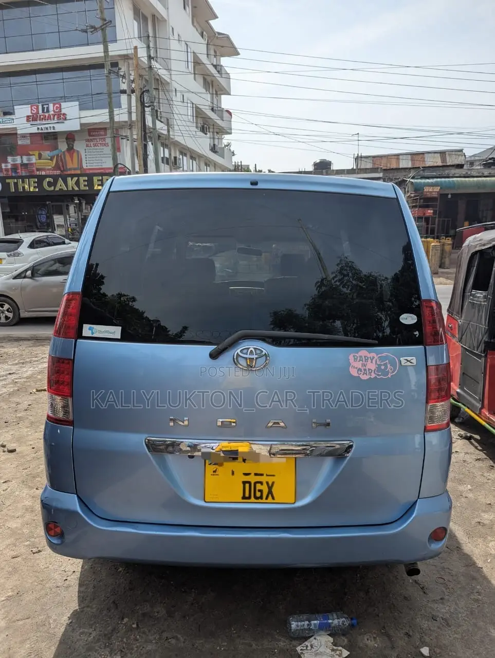 Toyota Noah 2005 Blue