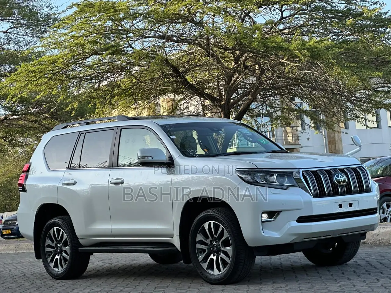 Toyota Land Cruiser Prado 2023 White