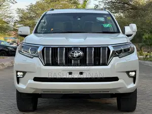 Toyota Land Cruiser Prado 2023 White