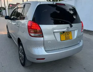 Toyota Corolla Spacio 2003 Silver