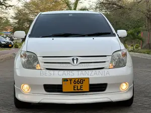 Toyota IST 2003 Pearl