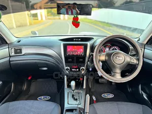 Subaru Forester 2011 Silver