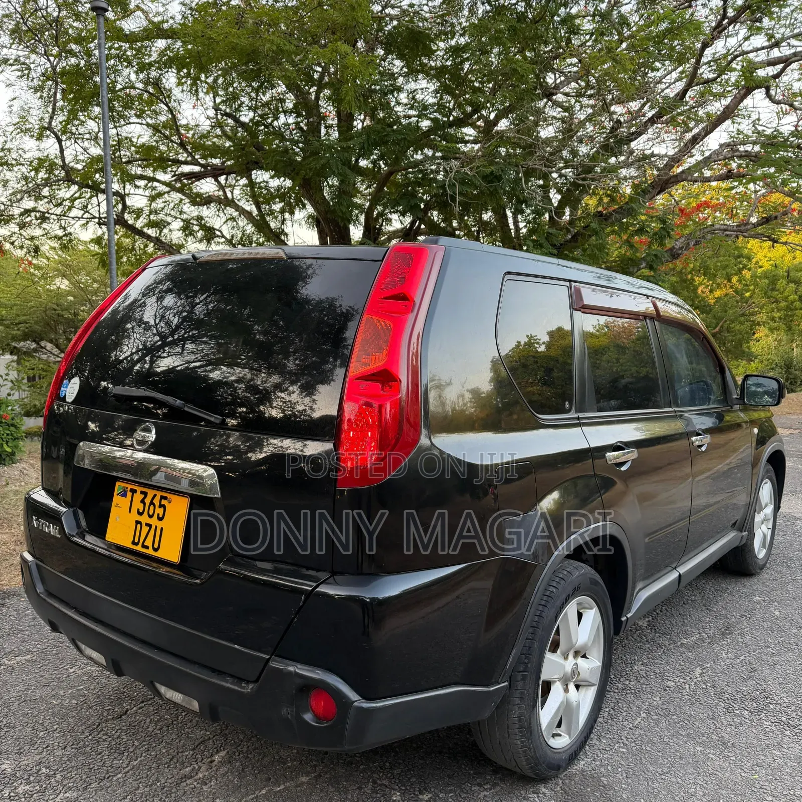 Nissan X-Trail 2012 Black
