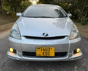 Toyota Wish 2005 Silver