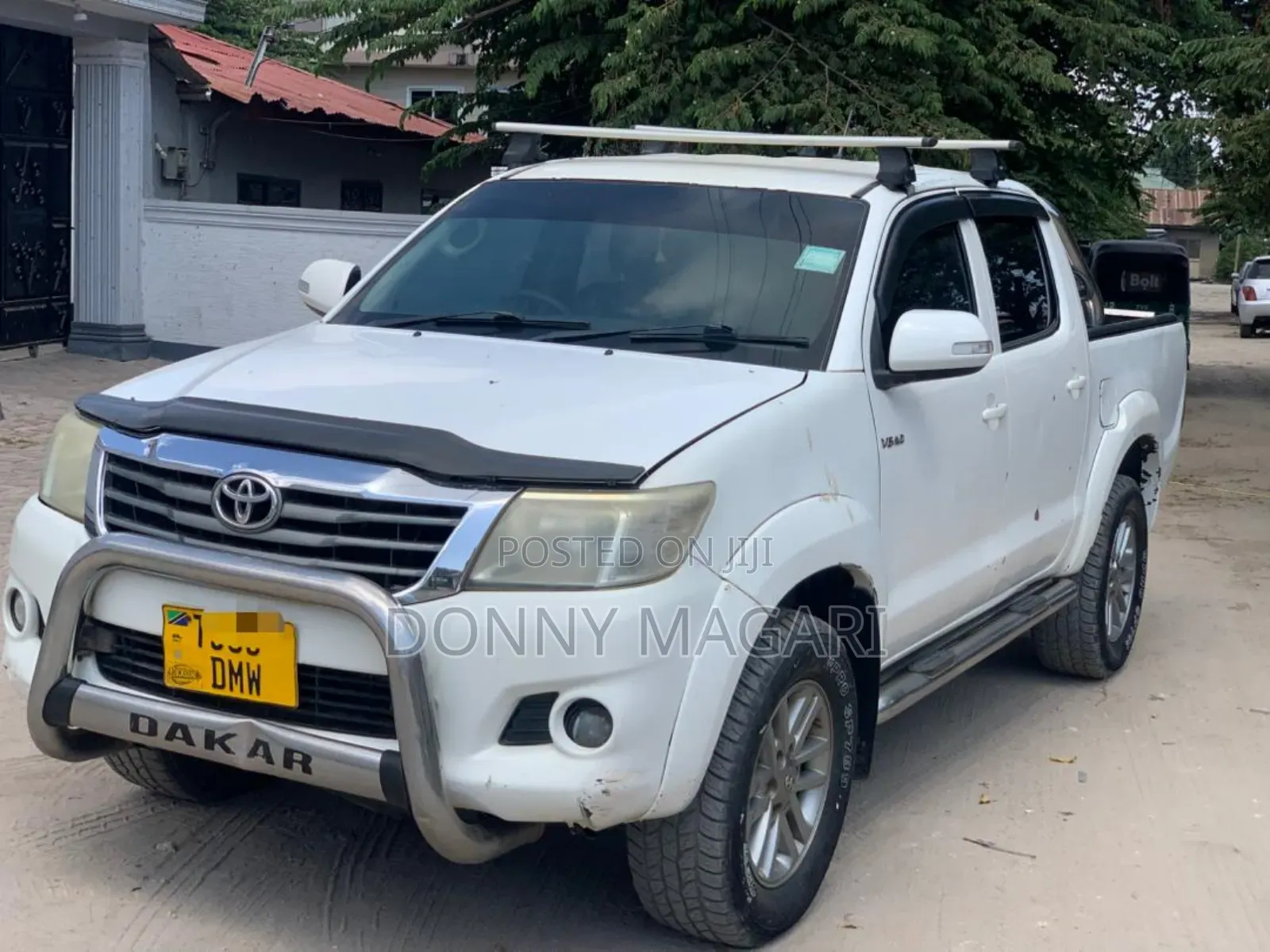 Toyota Hilux 2020 White