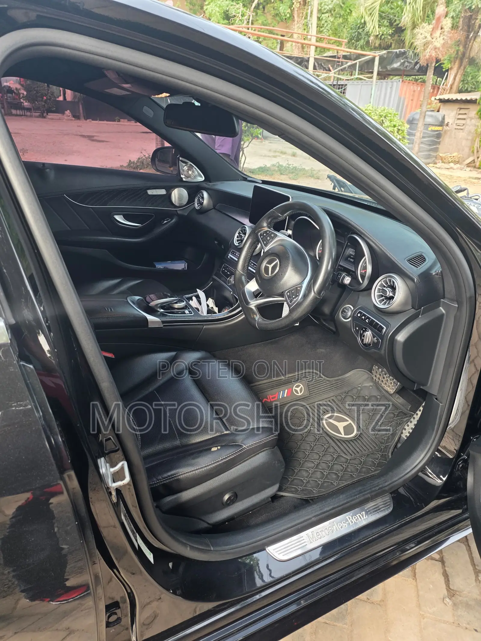 Mercedes-Benz C200 2015 Black