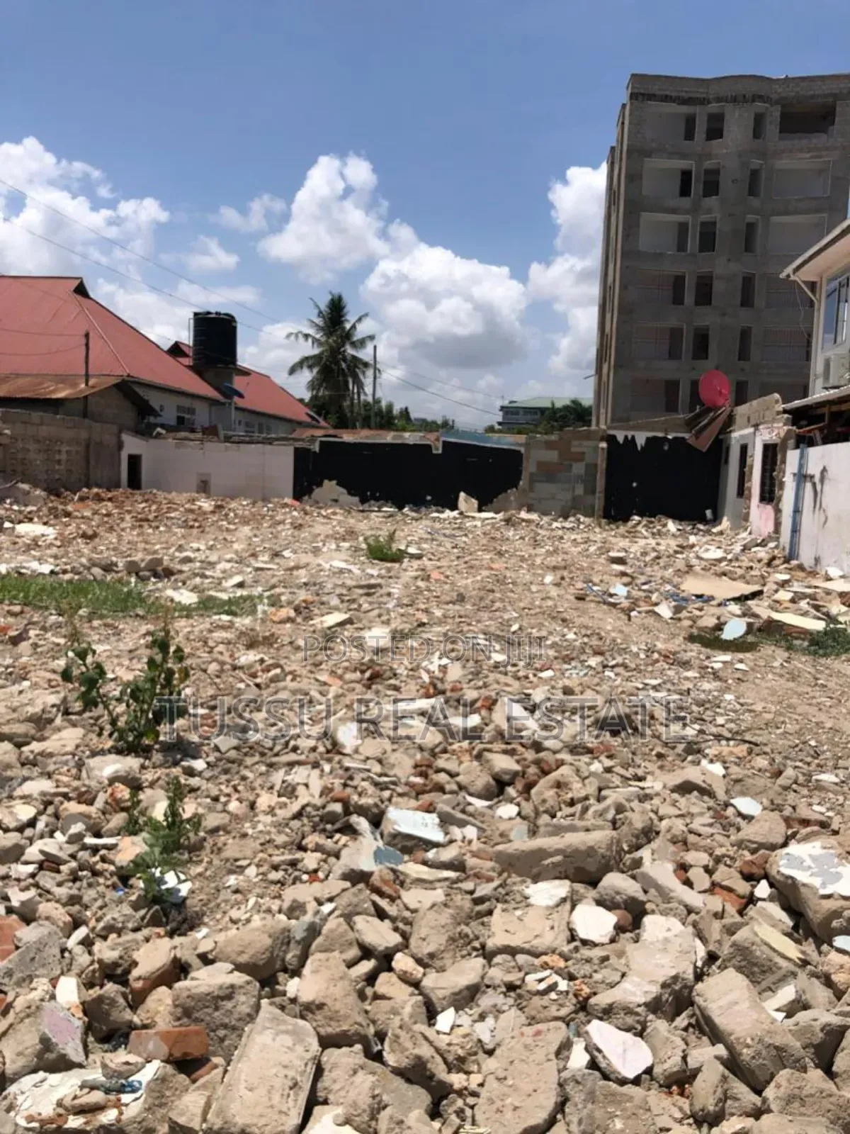Plot for Sale Makumbusho Stand