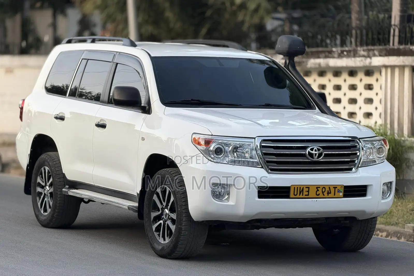 Toyota Land Cruiser 4.5 V8 GX-R 2015 White