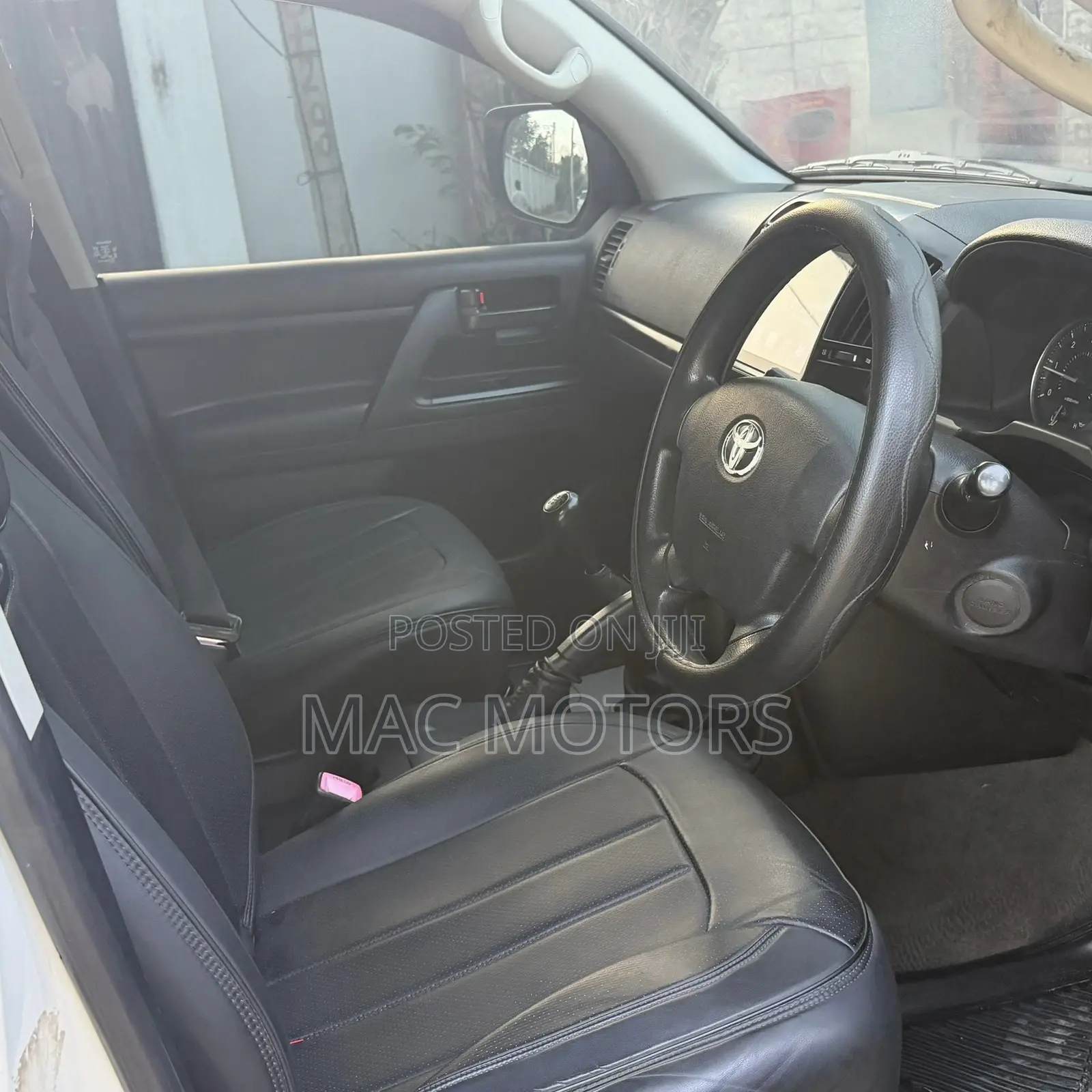Toyota Land Cruiser 4.5 V8 GX-R 2015 White
