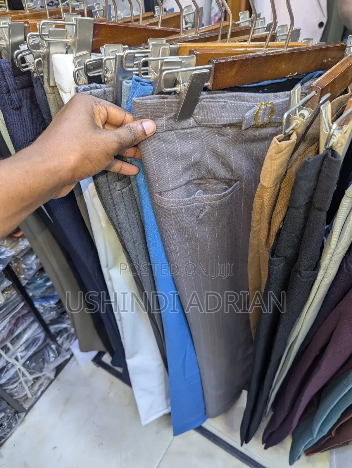 Suruali Za Kikurugenzi (Stretch)Zinakaa Vema Mwilini