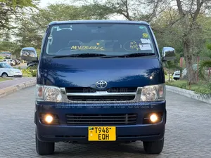 Toyota HiAce 2006 Blue