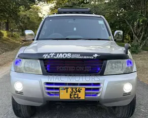 Mitsubishi Pajero Sport 2004 Silver