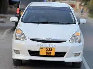 Toyota Wish 2005 White