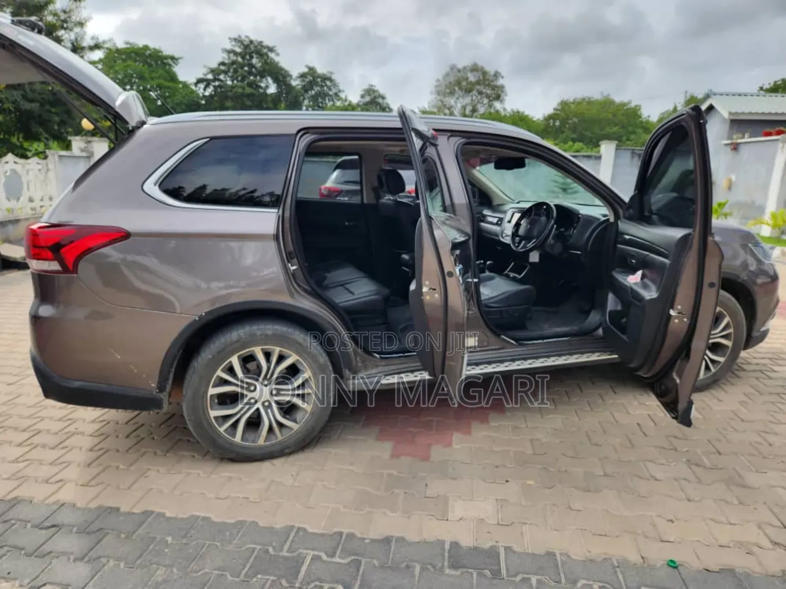 Mitsubishi Outlander 2015 Gray
