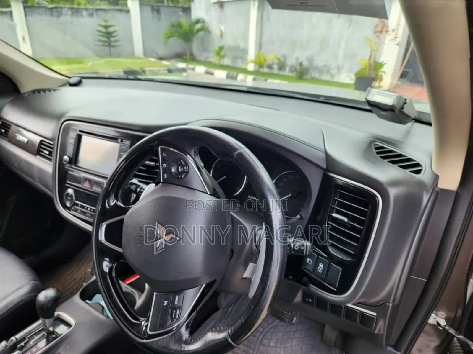 Mitsubishi Outlander 2015 Gray