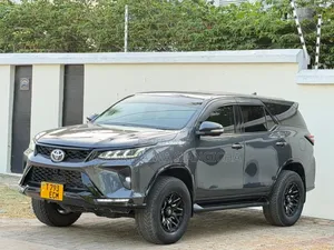 Toyota Fortuner 2018 Gray