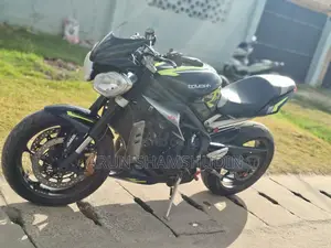 Triumph Speed Triple 2016 Black