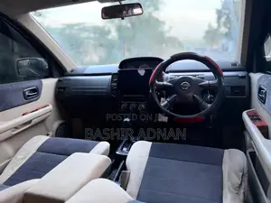 Nissan X-Trail 2.0 2006 Silver