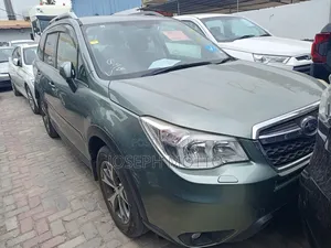 Subaru Forester 2.5i Limited PZEV 4dr SUV AWD (2.5L 4cyl CVT) 2014