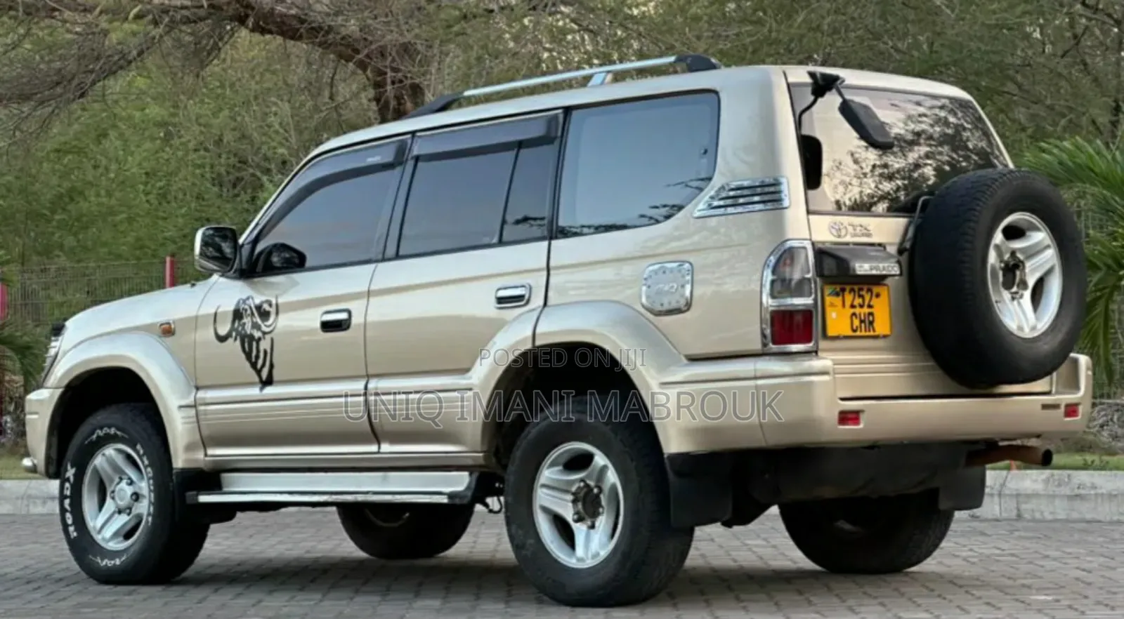 Toyota Land Cruiser Prado 2001 Gold