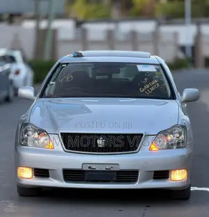 Toyota Crown 2006 Silver