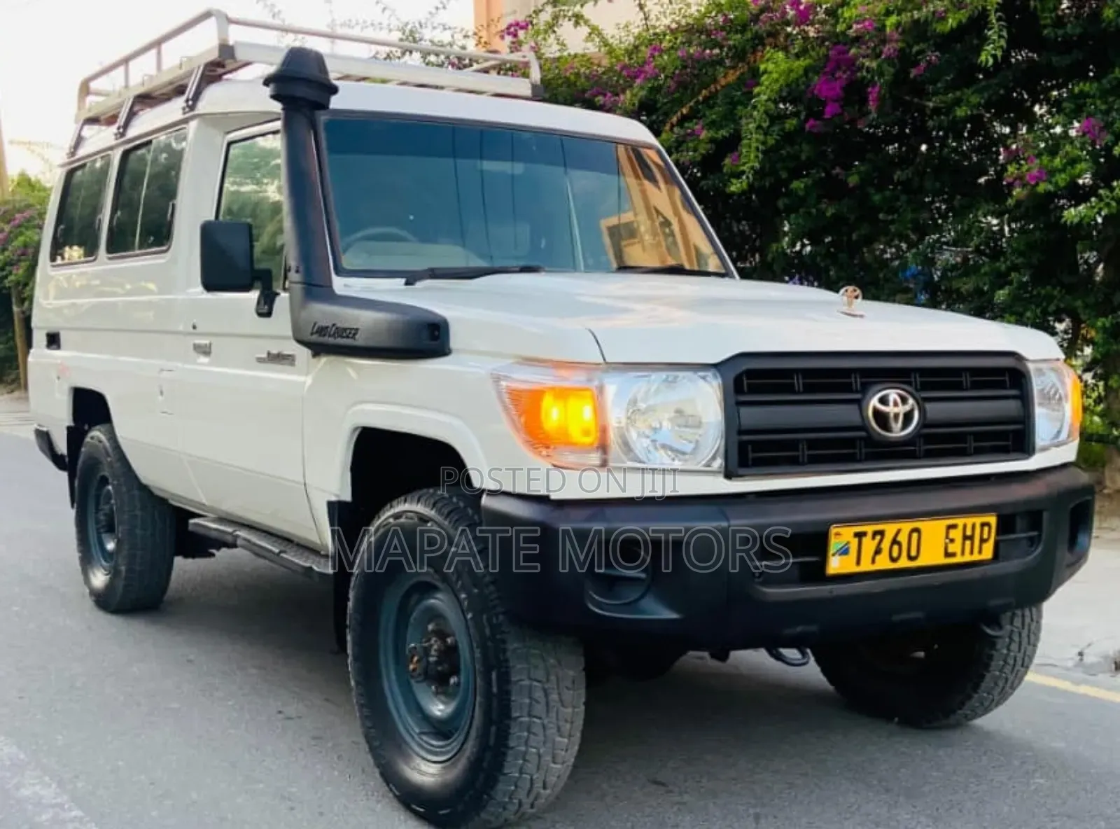 Toyota Land Cruiser 100 4.2 2008 White